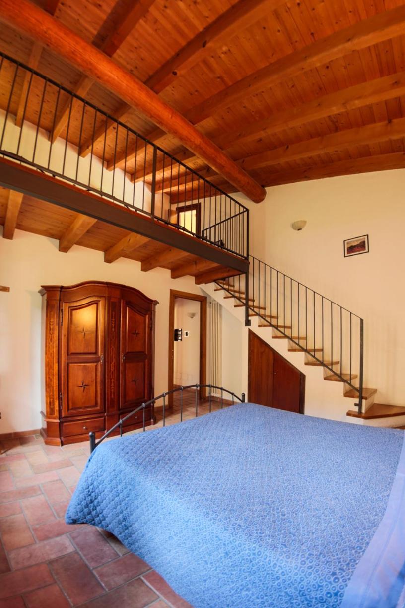 Agriturismo Case In Collina Volta Mantovana Kültér fotó
