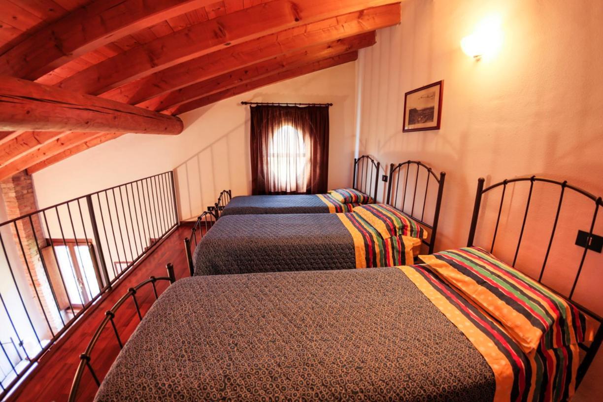 Agriturismo Case In Collina Volta Mantovana Kültér fotó